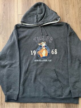Disneyland parks - Paris Tigger Graphic Hooded Sweatshirt - Charcoal size XXL